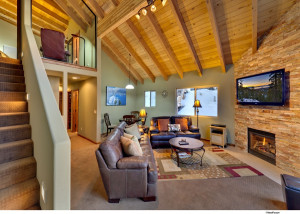 Heavenly Tahoe Condo Rental - Living Room 2